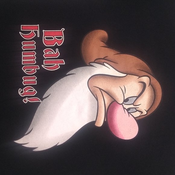 BAH  HUMBUG CHRISTMAS GRAPHIC TEE DISNEY BLACK TAG - Picture 5 of 6